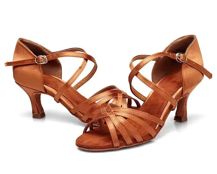Sandalias tiras cruzadas LTS12