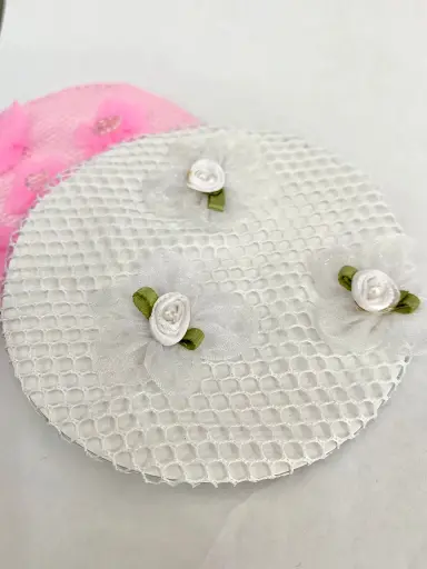 [TDS103 WHT          ] Redecilla con flores WHT TDS103